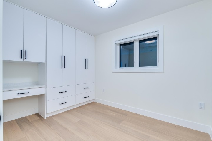Photo 12 at 1 - 5459 Rhodes Street, Collingwood VE, Vancouver East