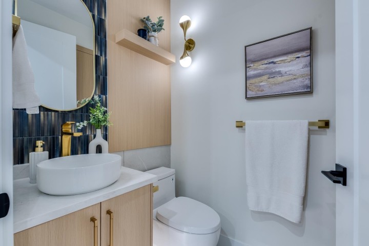 Photo 11 at 1 - 5459 Rhodes Street, Collingwood VE, Vancouver East