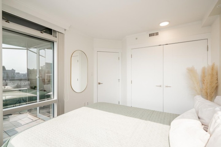 Photo 30 at 1907 - 1050 Burrard Street, Downtown VW, Vancouver West