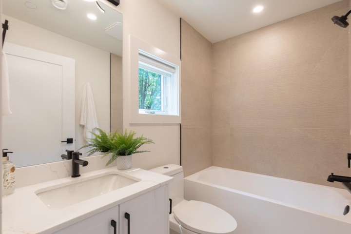 Photo 17 at 1 - 3615 Turner Street, Renfrew VE, Vancouver East