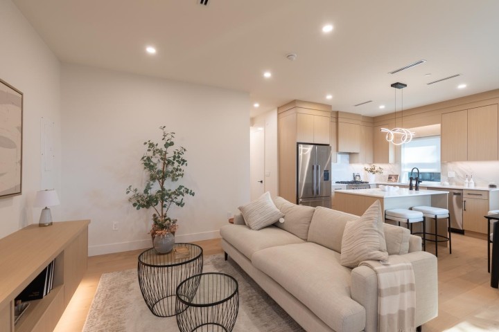 Photo 3 at 1 - 3615 Turner Street, Renfrew VE, Vancouver East