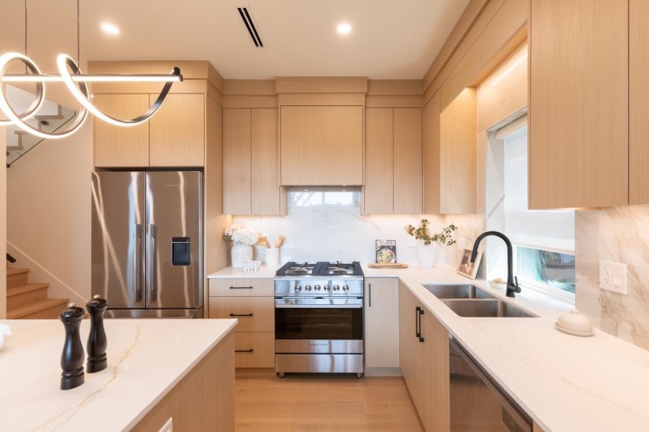 Photo 9 at 1 - 3615 Turner Street, Renfrew VE, Vancouver East