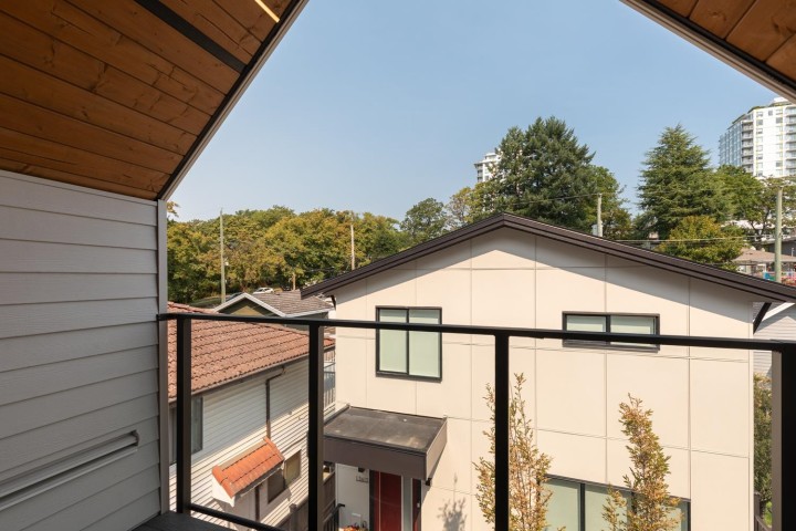 Photo 27 at 2 - 3615 Turner Street, Renfrew VE, Vancouver East