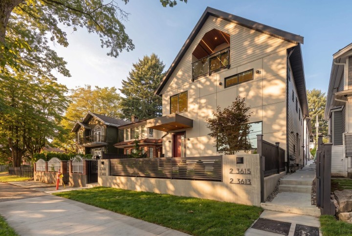 Photo 1 at 2 - 3615 Turner Street, Renfrew VE, Vancouver East