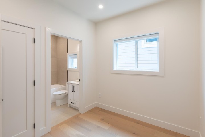 Photo 14 at 2 - 3615 Turner Street, Renfrew VE, Vancouver East