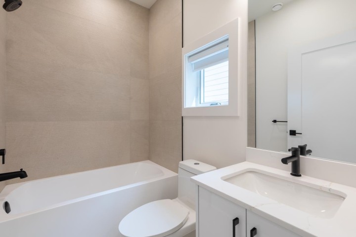 Photo 15 at 2 - 3615 Turner Street, Renfrew VE, Vancouver East
