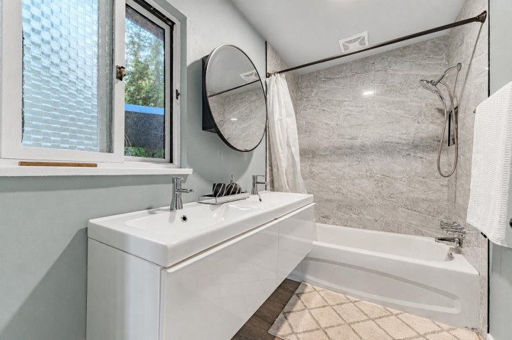 Photo 28 at 3980 Bayridge Avenue, Bayridge, West Vancouver