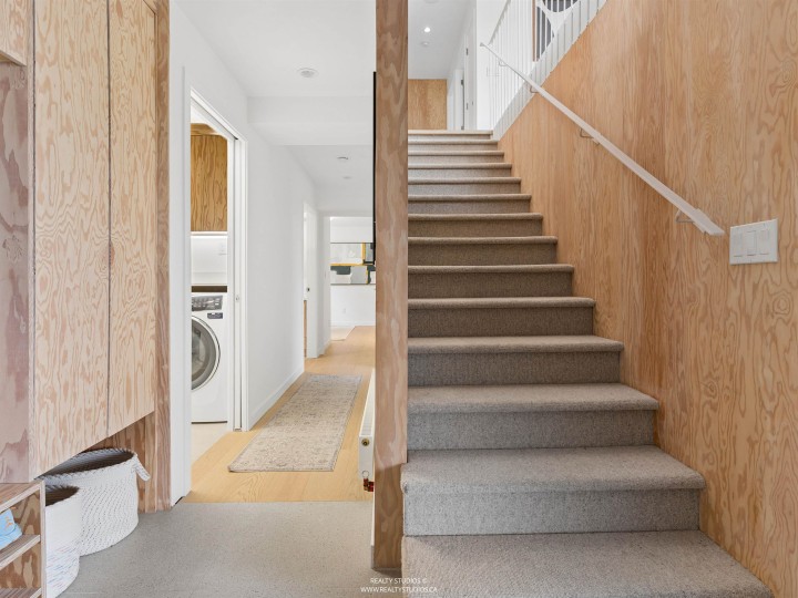 Photo 5 at 476 E 29th Avenue, Fraser VE, Vancouver East