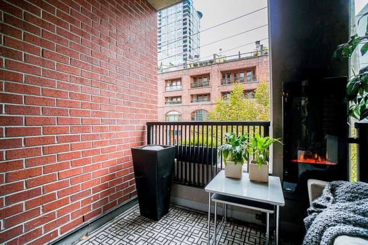 Photo 15 at 205 - 531 Beatty Street, Downtown VW, Vancouver West