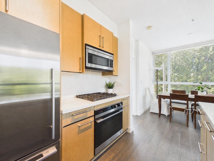 Photo 15 at 202 - 5325 West Boulevard, Kerrisdale, Vancouver West