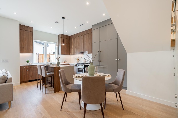 Photo 6 at 2 - 456 E 38th Avenue, Fraser VE, Vancouver East