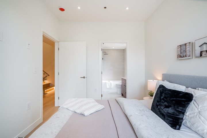 Photo 16 at 2 - 456 E 38th Avenue, Fraser VE, Vancouver East