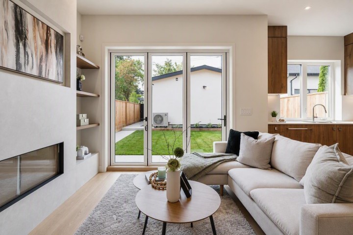 Photo 1 at 2 - 456 E 38th Avenue, Fraser VE, Vancouver East