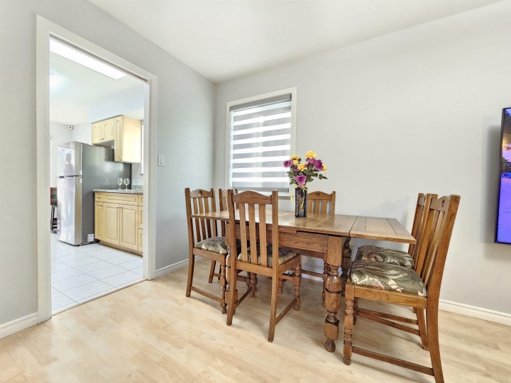 Photo 6 at 5521 Dundee Street, Collingwood VE, Vancouver East