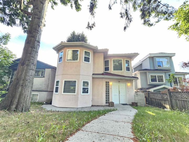 Photo 20 at 5521 Dundee Street, Collingwood VE, Vancouver East
