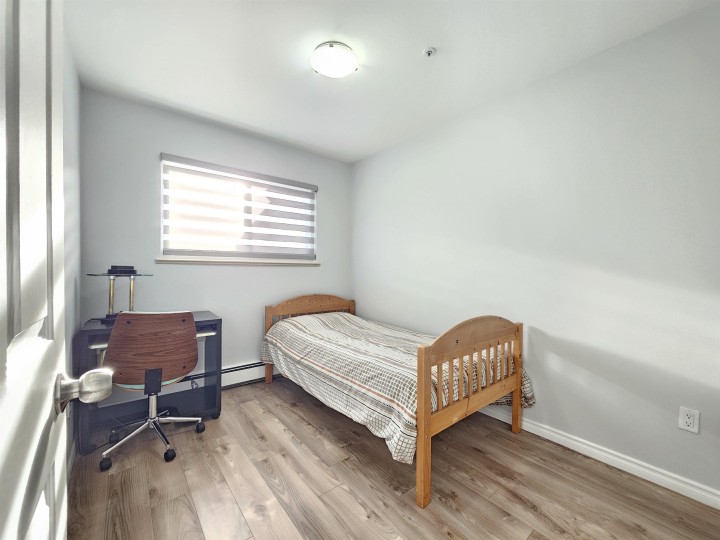 Photo 15 at 5521 Dundee Street, Collingwood VE, Vancouver East
