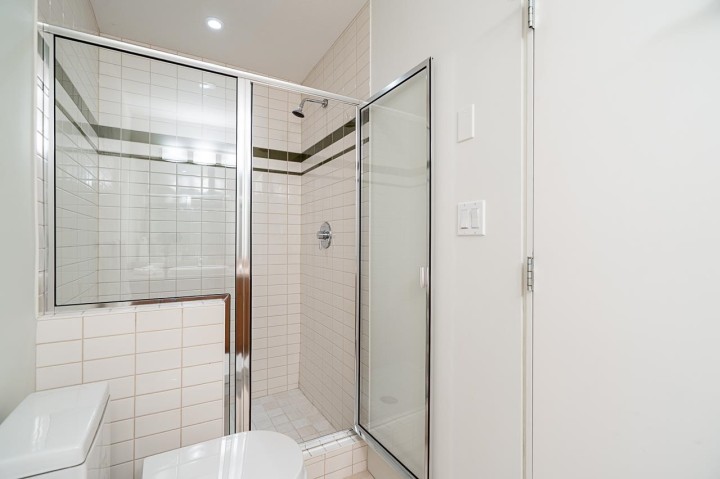 Photo 34 at 1 - 1425 W 11th Avenue, Fairview VW, Vancouver West