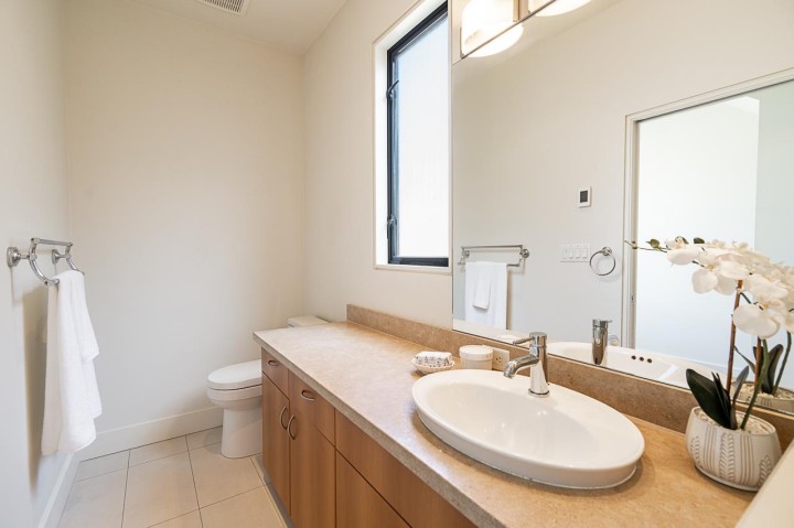 Photo 18 at 1 - 1425 W 11th Avenue, Fairview VW, Vancouver West