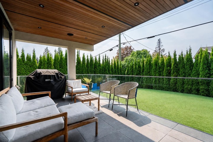 Photo 12 at 955 Forest Hills Drive, Edgemont, North Vancouver