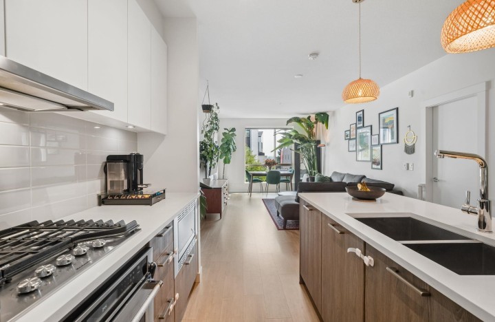 Photo 15 at 105 - 625 E 3rd Street, Lower Lonsdale, North Vancouver
