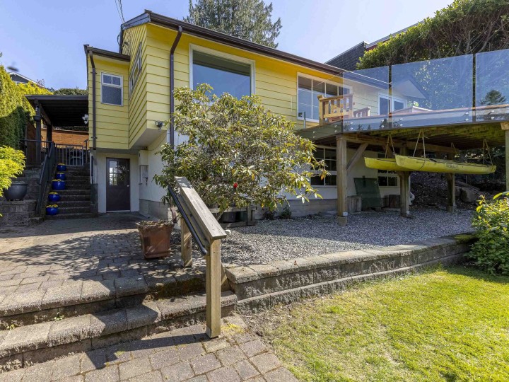 Photo 3 at 6248 Wellington Avenue, Horseshoe Bay WV, West Vancouver