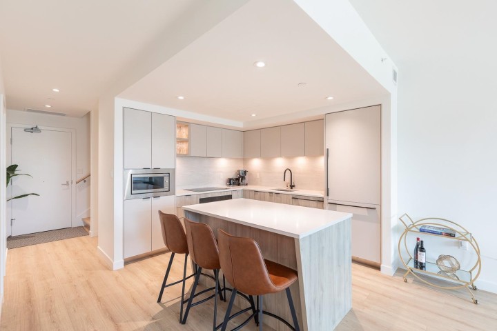 Photo 11 at 107 - 755 Harbourside Drive, Harbourside, North Vancouver