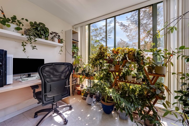 Photo 17 at 209 - 5818 Lincoln Street, Killarney VE, Vancouver East