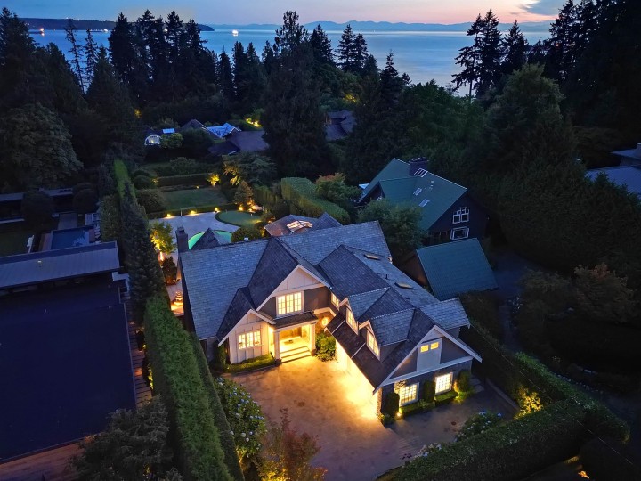 Photo 5 at 2920 Mathers Avenue, Altamont, West Vancouver