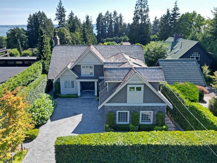 Photo 4 at 2920 Mathers Avenue, Altamont, West Vancouver