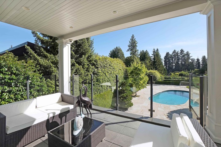 Photo 8 at 2920 Mathers Avenue, Altamont, West Vancouver