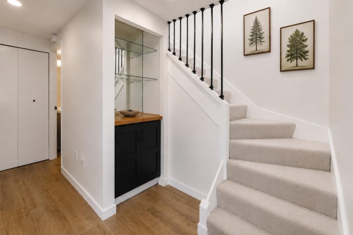 Photo 7 at 962 E 11th Avenue, Mount Pleasant VE, Vancouver East