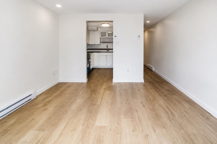 Photo 14 at 962 E 11th Avenue, Mount Pleasant VE, Vancouver East