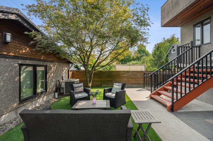 Photo 33 at 285 E 19th Avenue, Main, Vancouver East