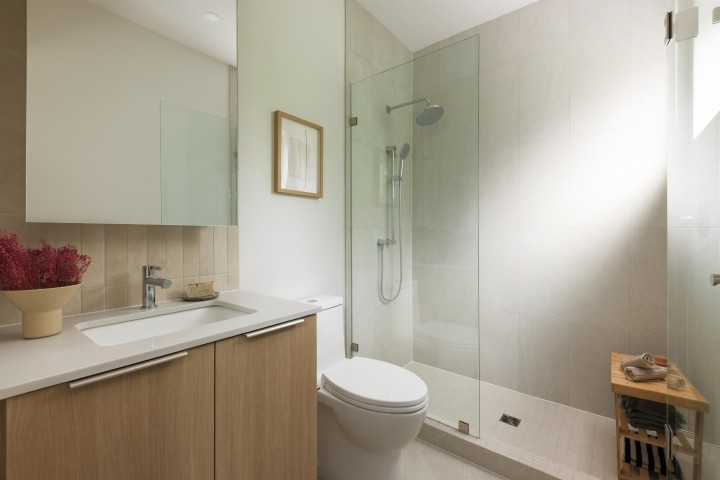 Photo 15 at 3 - 595 E 49th Avenue, Fraser VE, Vancouver East