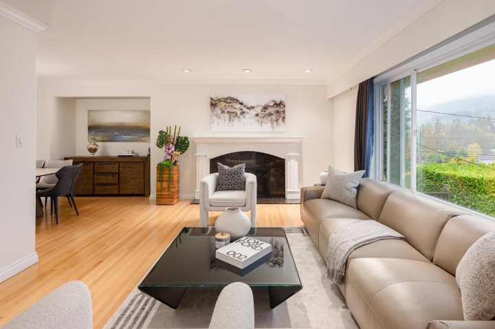 Photo 5 at 850 Jefferson Avenue, Sentinel Hill, West Vancouver
