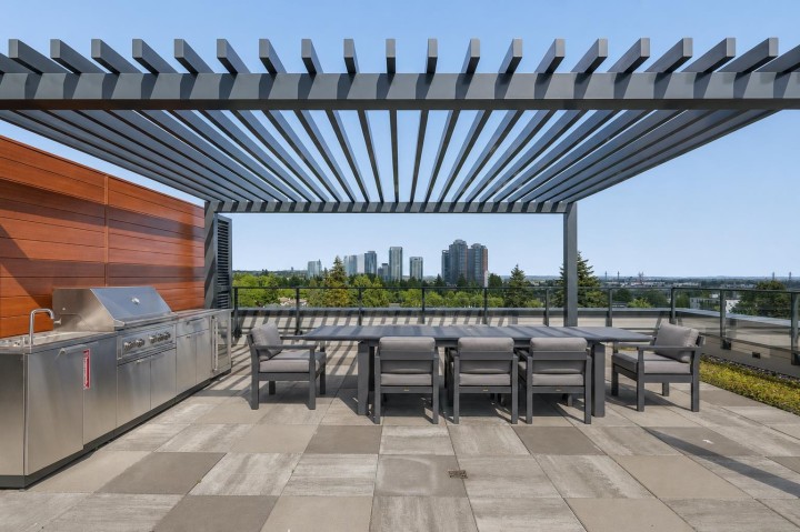 Photo 12 at 211 - 8398 Oak Street, Marpole, Vancouver West