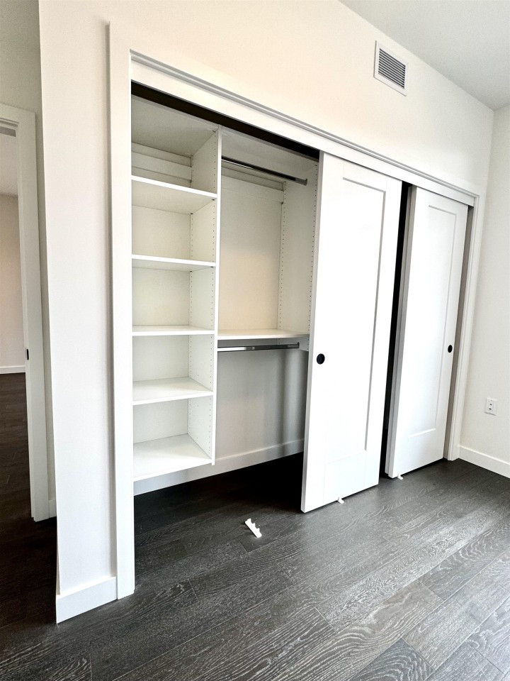 Photo 4 at 211 - 8398 Oak Street, Marpole, Vancouver West