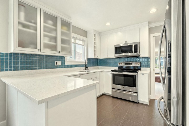 Photo 10 at 2183 Napier Street, Grandview Woodland, Vancouver East