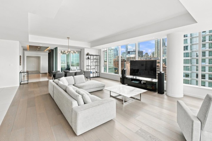 Photo 7 at 1701 - 277 Thurlow Street, Coal Harbour, Vancouver West