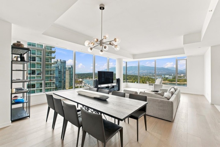 Photo 4 at 1701 - 277 Thurlow Street, Coal Harbour, Vancouver West
