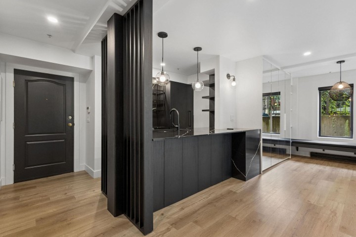Photo 17 at 104 - 2119 Yew Street, Kitsilano, Vancouver West