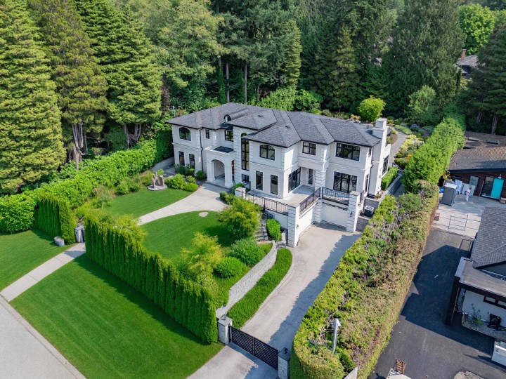 Photo 36 at 920 3rd Street, Cedardale, West Vancouver