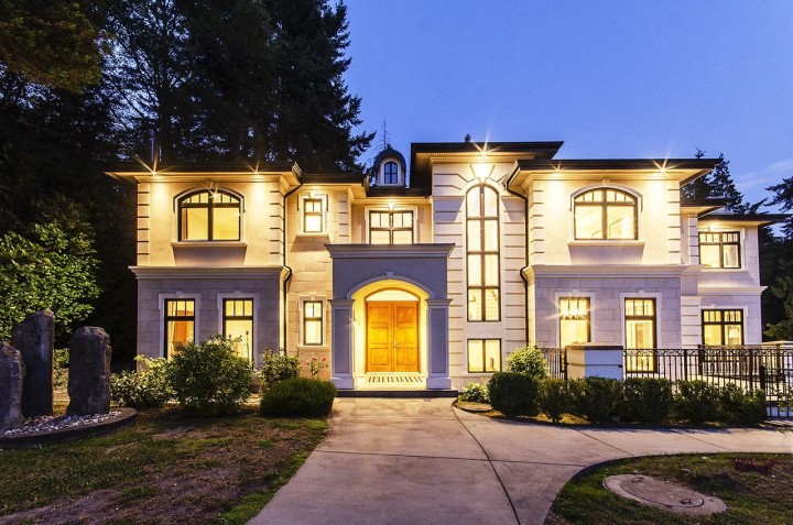 Photo 40 at 920 3rd Street, Cedardale, West Vancouver