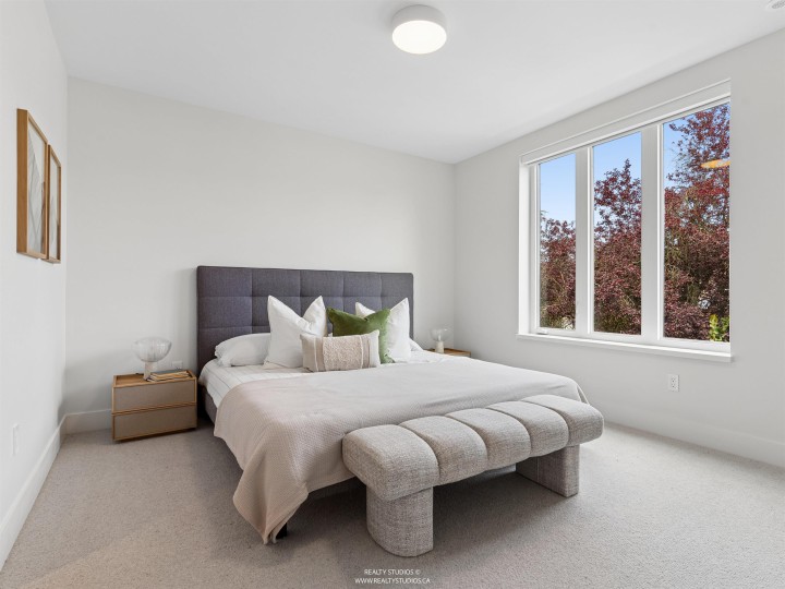 Photo 16 at 2 - 3058 W 34th Avenue, MacKenzie Heights, Vancouver West