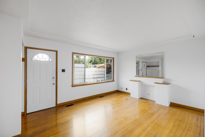 Photo 26 at 7544 Main Street, South Vancouver, Vancouver East
