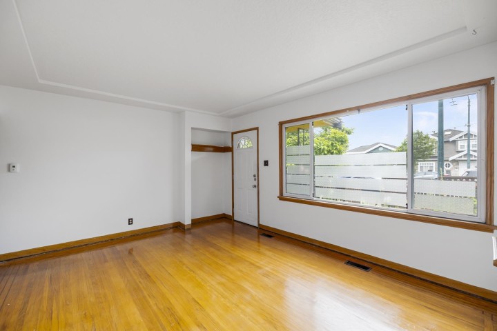 Photo 24 at 7544 Main Street, South Vancouver, Vancouver East