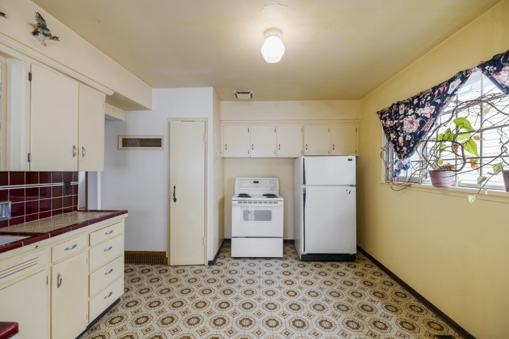 Photo 30 at 7544 Main Street, South Vancouver, Vancouver East
