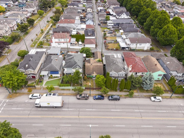 Photo 15 at 7544 Main Street, South Vancouver, Vancouver East