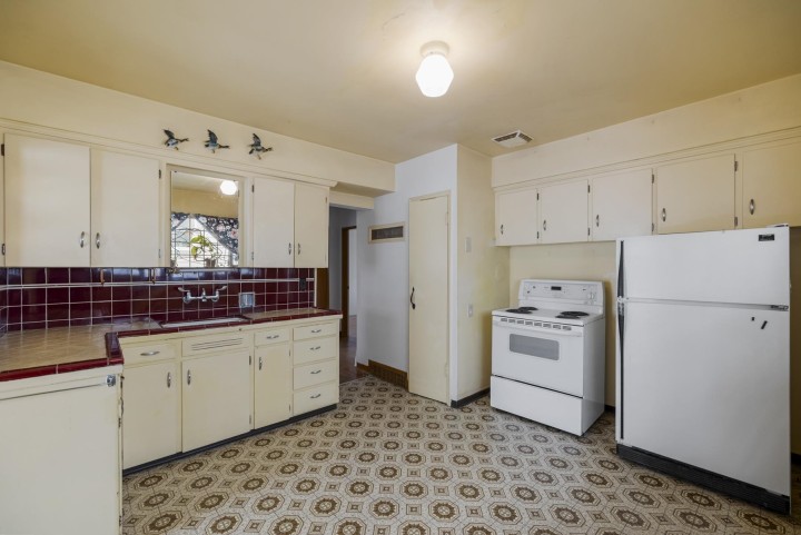 Photo 31 at 7544 Main Street, South Vancouver, Vancouver East