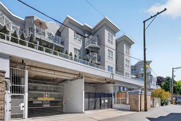 Photo 23 at 309 - 760 Kingsway, Fraser VE, Vancouver East